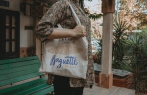 9 modi creativi di usare le borse shopper nella tua routine quotidiana Shopper personalizzate in cotone