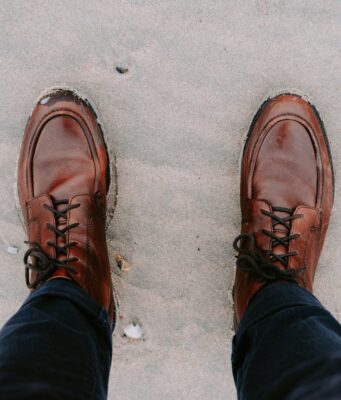 Scarpe da uomo e sostenibilità nel 2026: il nuovo guardaroba maschile più consapevole Scarpe da uomo